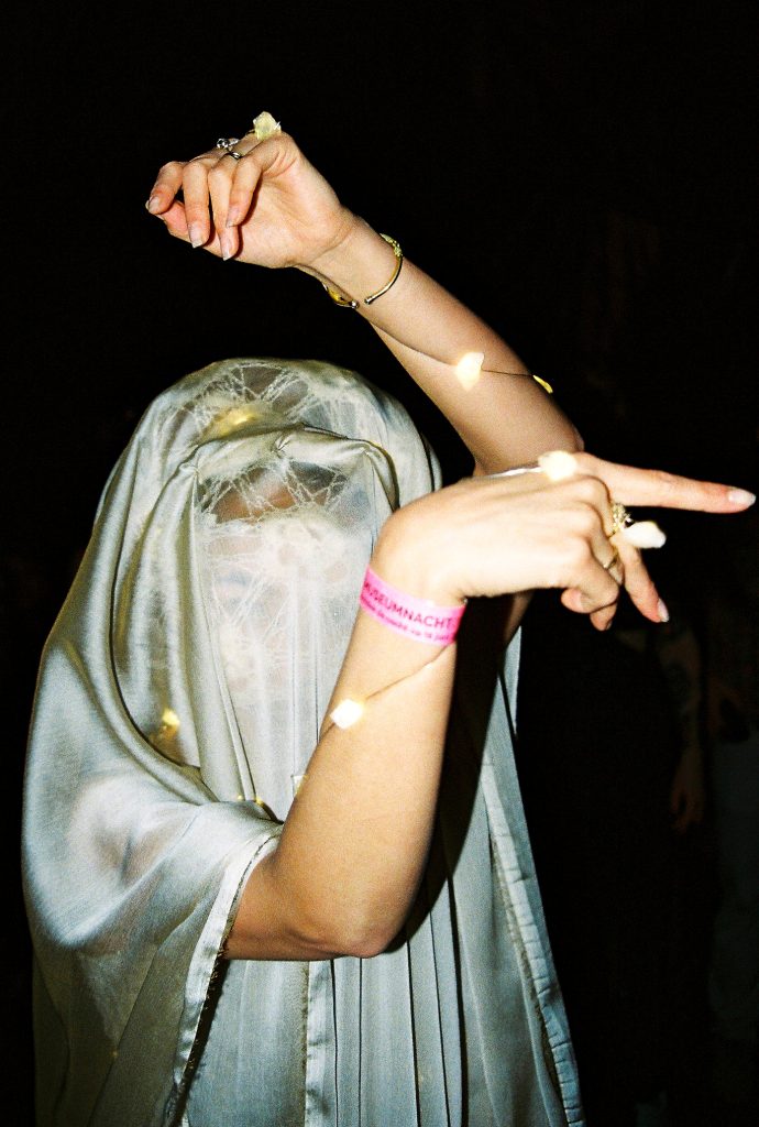 NYE Worm